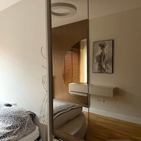 Elegant & Spacious 2br, 2 Bathroom In Diamond, * سكوبجي