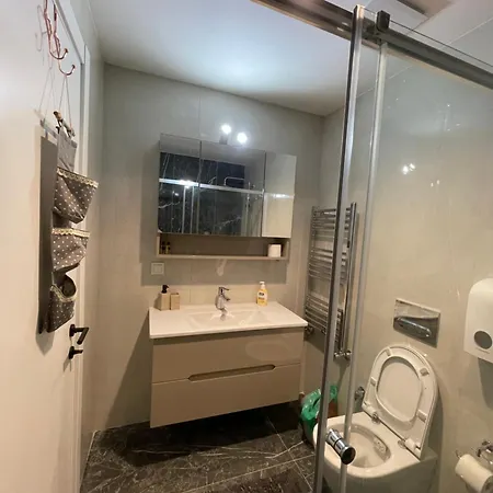 Elegant & Spacious 2br, 2 Bathroom In Diamond, Apartmán