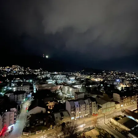 Elegant & Spacious 2br, 2 Bathroom In Diamond, Apartmán Skopje