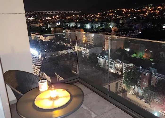 Elegant & Spacious 2br, 2 Bathroom In Diamond, Apartmán Skopje